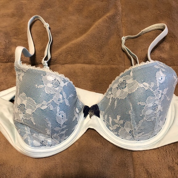 Victoria's Secret Other - Victoria’s Secret Body by Victoria lined demi 36A